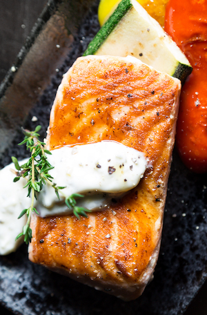 https://www.lechefgy.com/wp-content/themes/gloriafood-restaurant/assets/starter/about-1.jpg